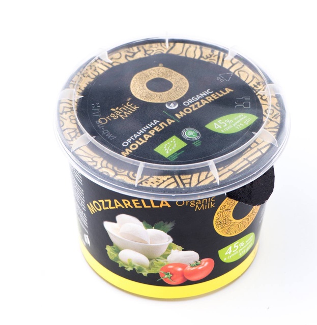 Сир м'який органічний mozzarella "Organic milk", 175 г.